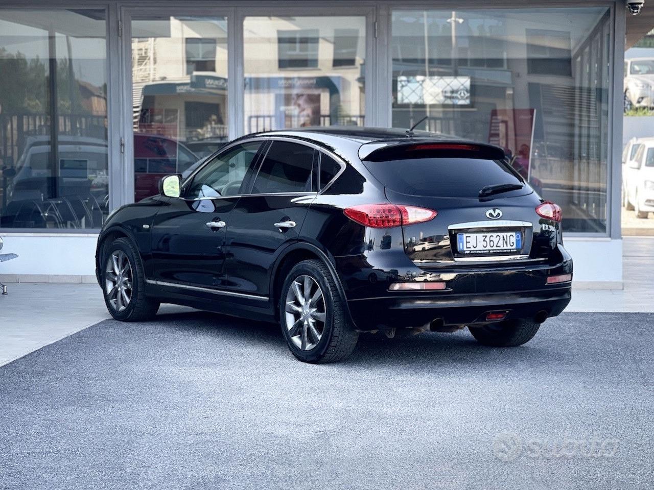Infiniti QX50 (EX) 3.0 Diesel 238CV E5 - 2011