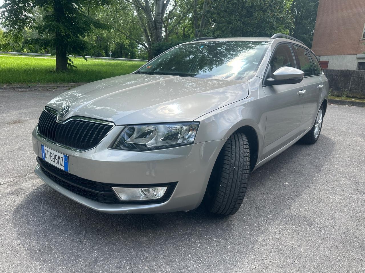 Skoda Octavia 1.6 TDI CR 105 CV Elegance
