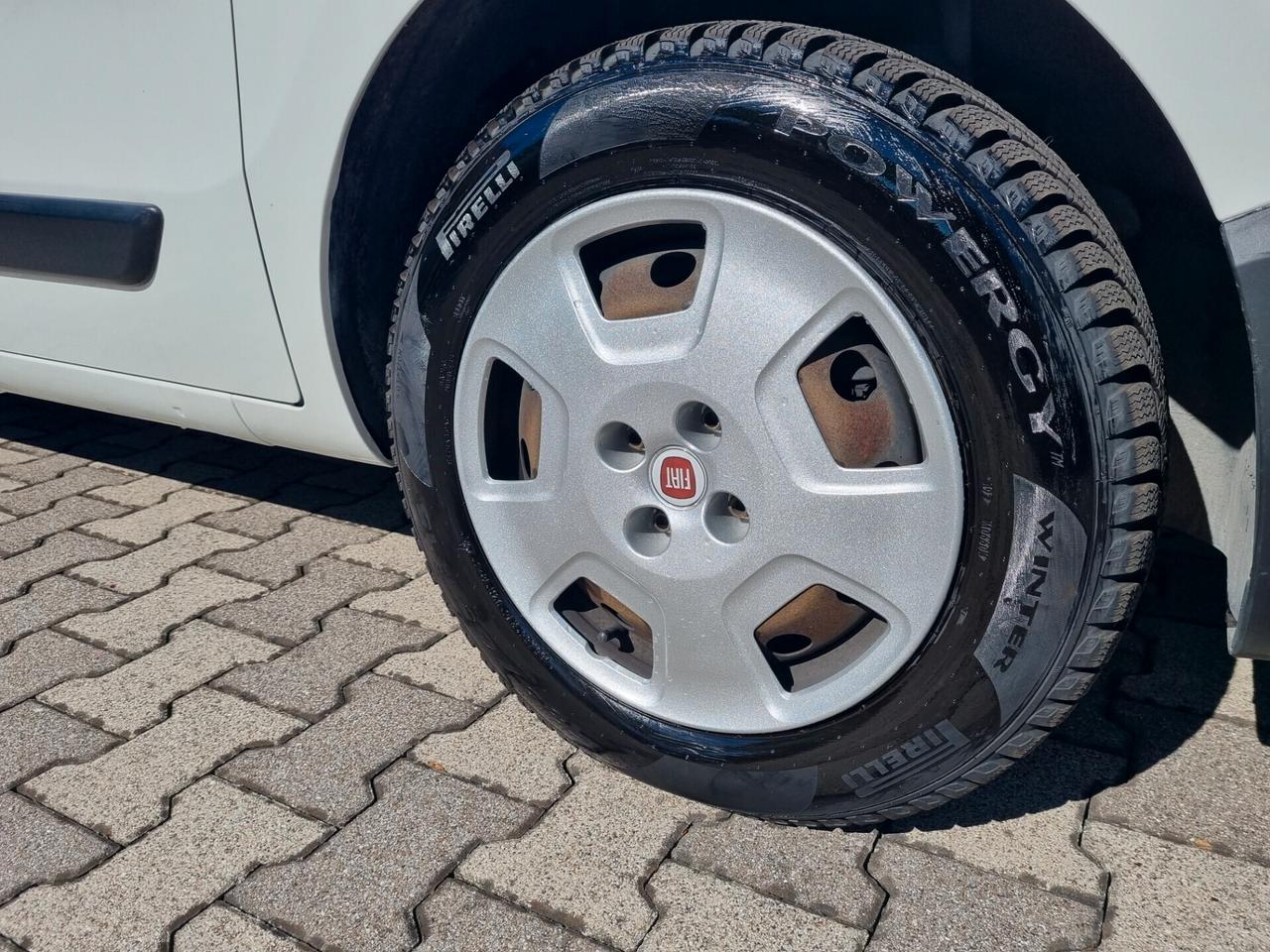 Fiat Fiorino 1.3 MJT 95CV Cargo SX