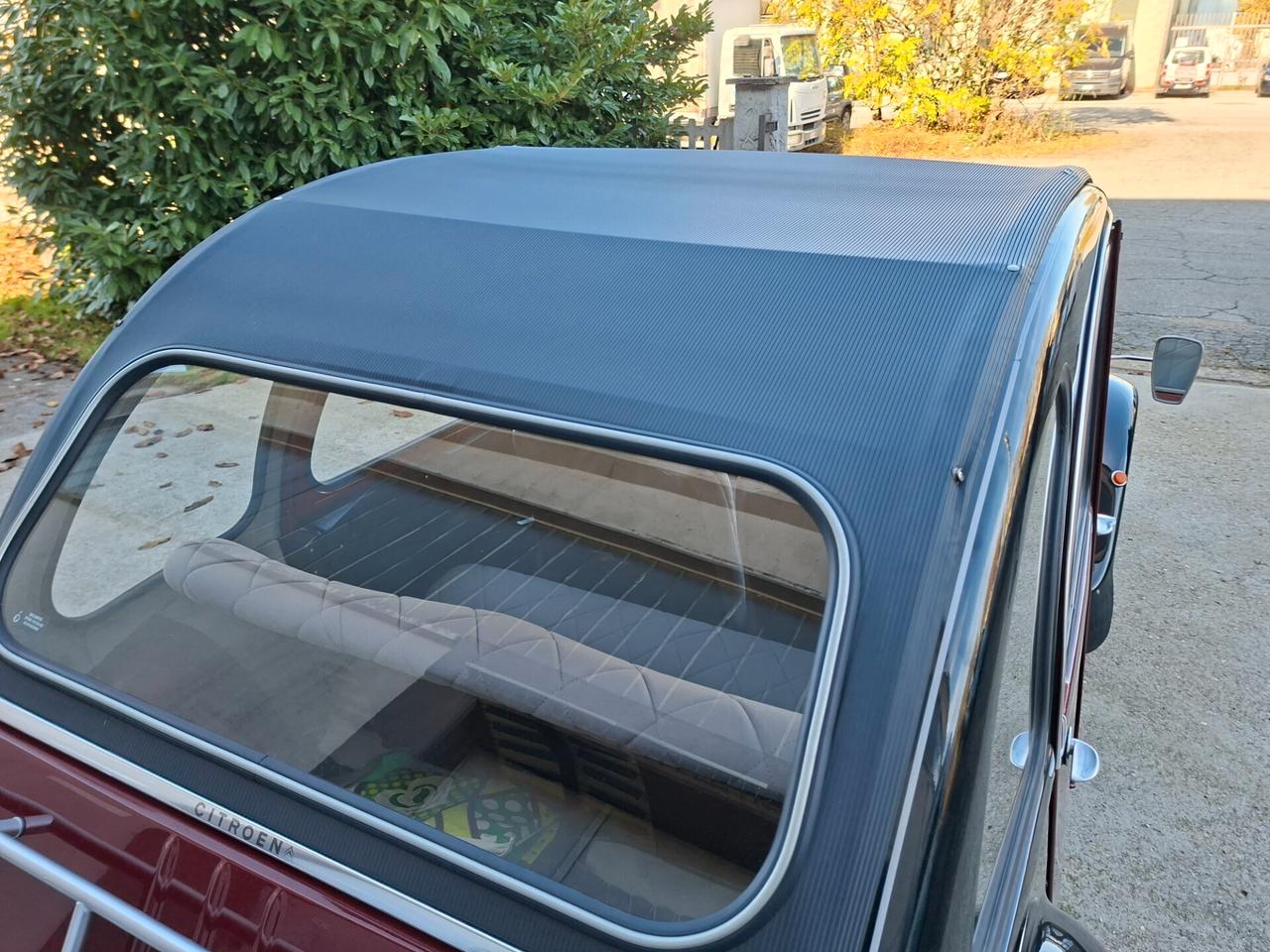 Citroen 2CV Charleston