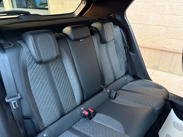 PEUGEOT 2008 Hybrid 145 e-DCS6 Allure