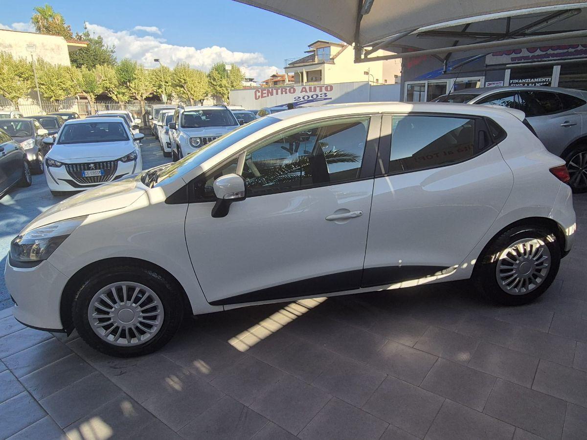 RENAULT - Clio - 1.2 75 CV GPL 5p. Costume National