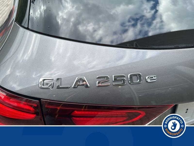 Mercedes-Benz GLA 250 E PLUG-IN HYBRID AUTOMATIC AMG line ADVANCED PLUS