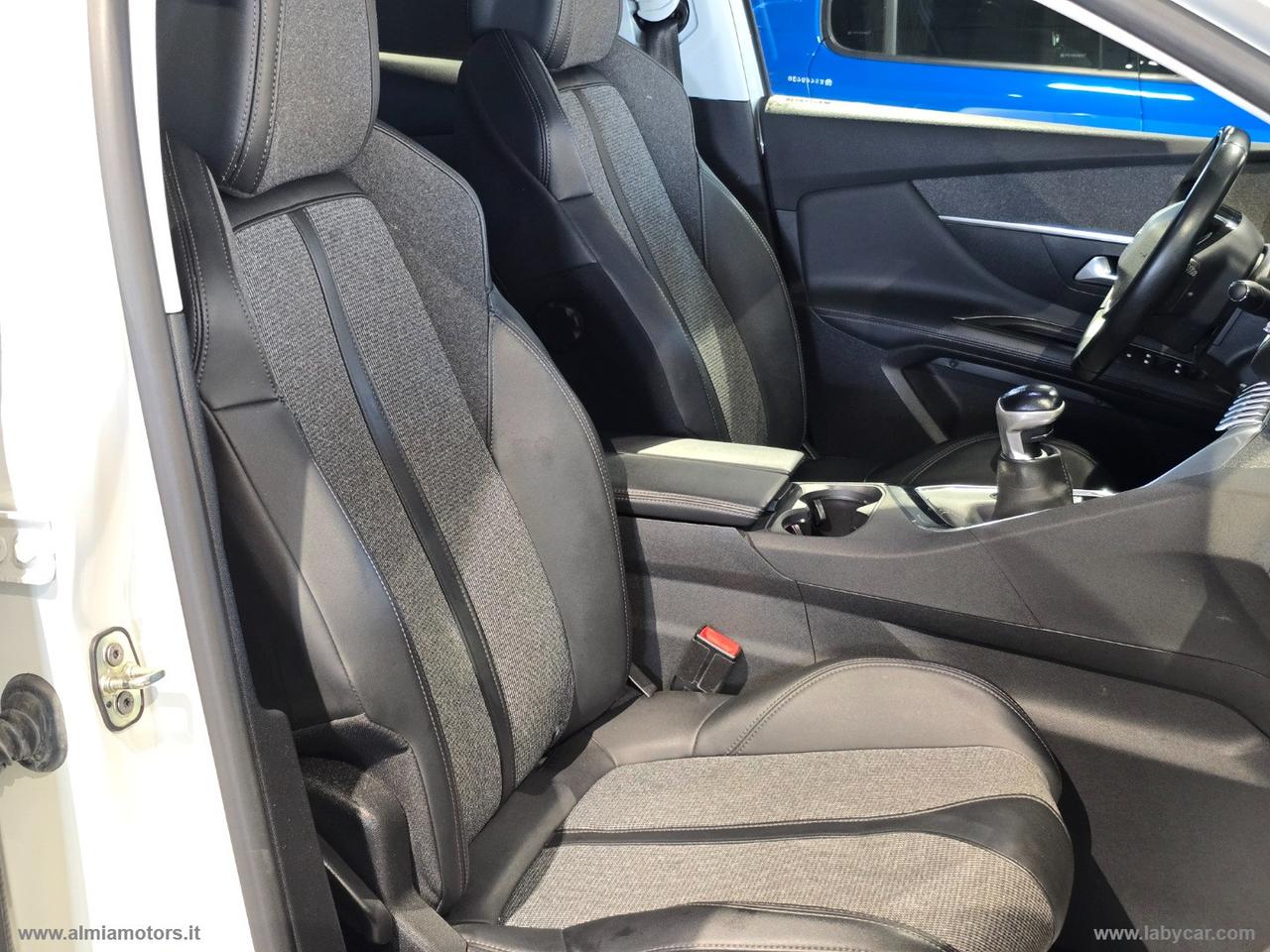 PEUGEOT 3008 BlueHDi 130 S&S Allure