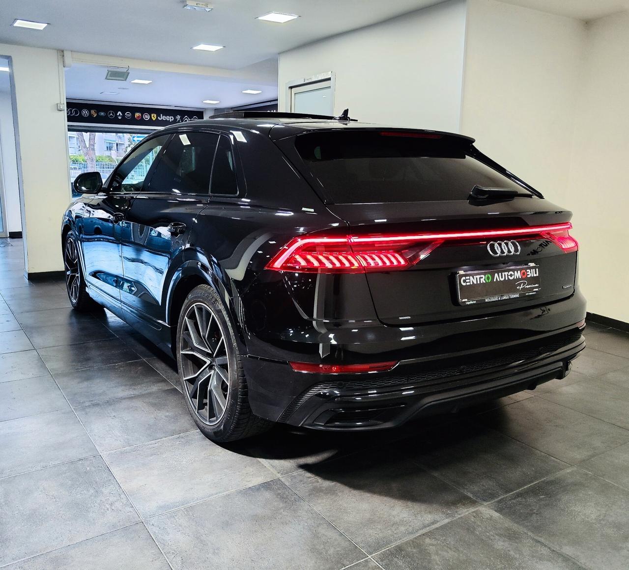 Audi Q8 50 TDI 286 CV quattro tiptronic S Line Tetto Matrix Night