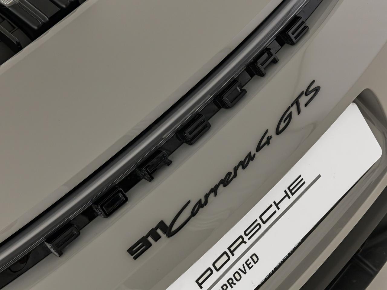 Porsche 911 cabrio 3.0 carrera 4 gts auto