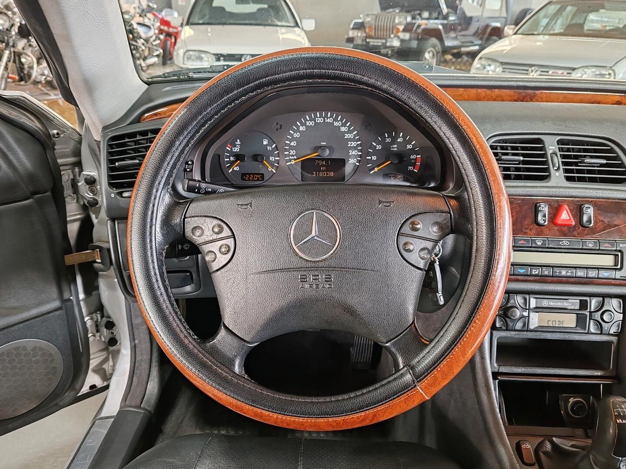 Mercedes-benz CLK 200 K CABRIO 4 POSTI