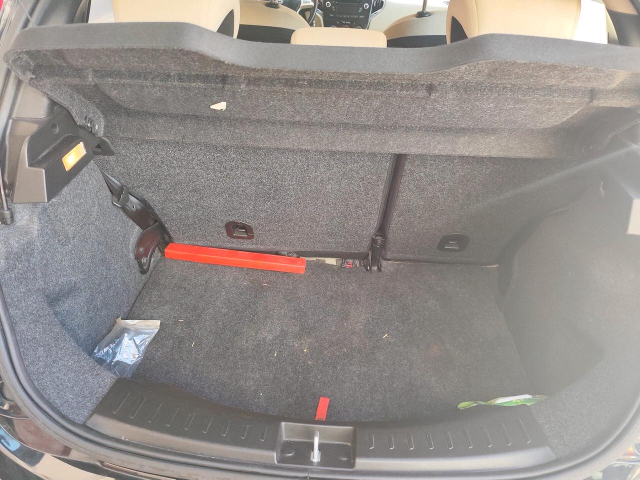 Lancia Ypsilon 1.3 MJT 95 CV 5 porte S&S Platinum