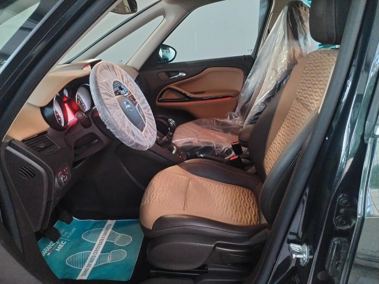 7 POSTI Opel Zafira Tourer 1.4 Turbo 140CV GPL Cosmo