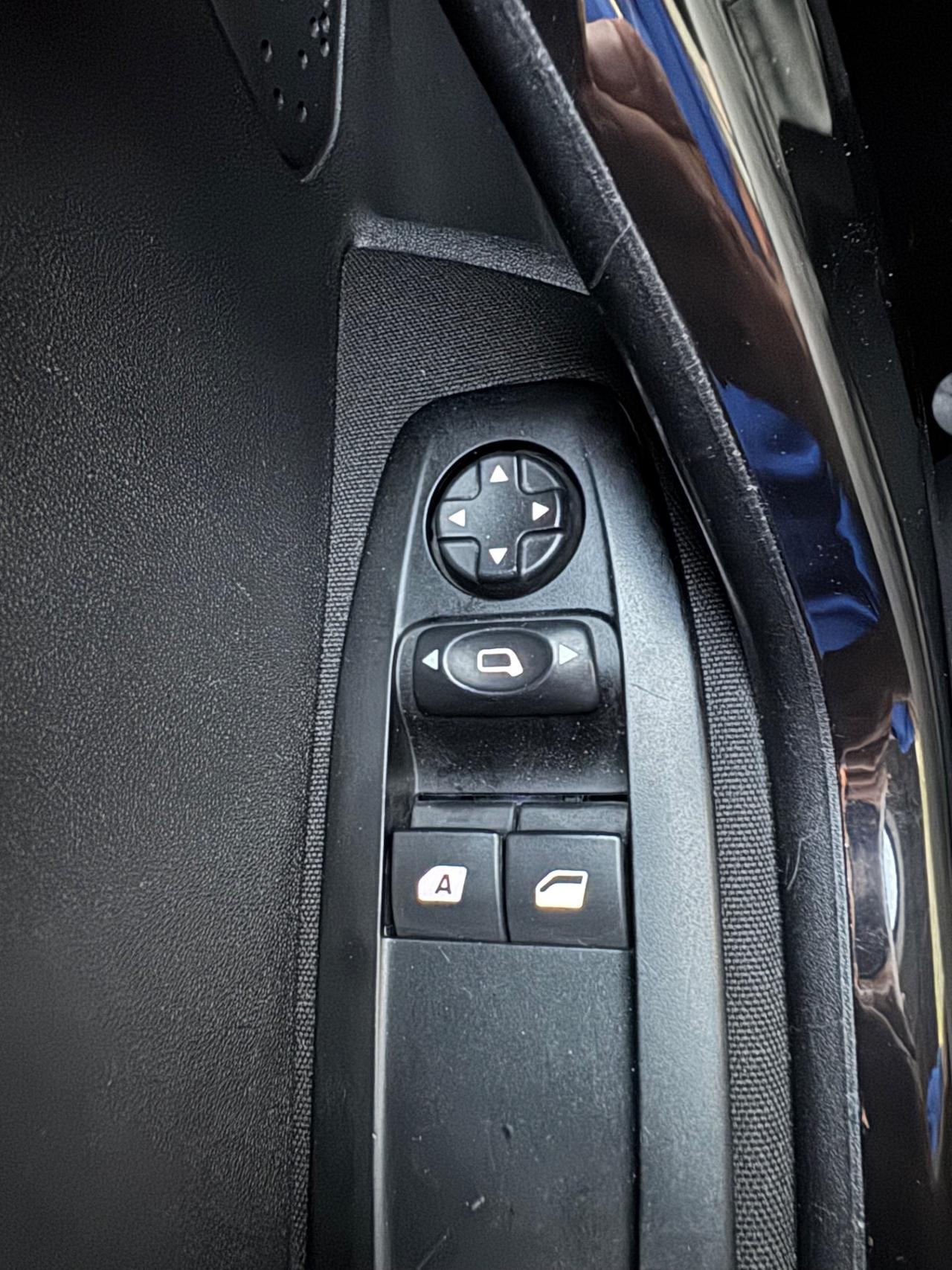 Peugeot 208 1.4 HDi SOLO 68.000 CHILOMETRI