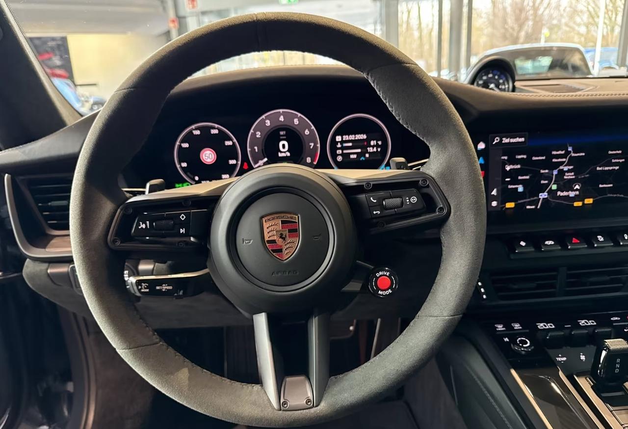 Porsche 911 Coupe 3.6 Carrera GTS auto