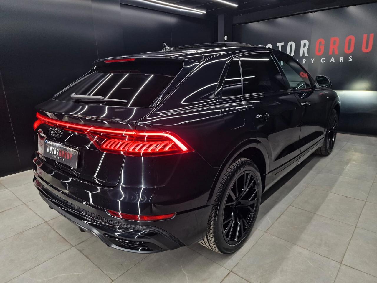Audi Q8 TDI 286CV quattro tiptronic 3.0
