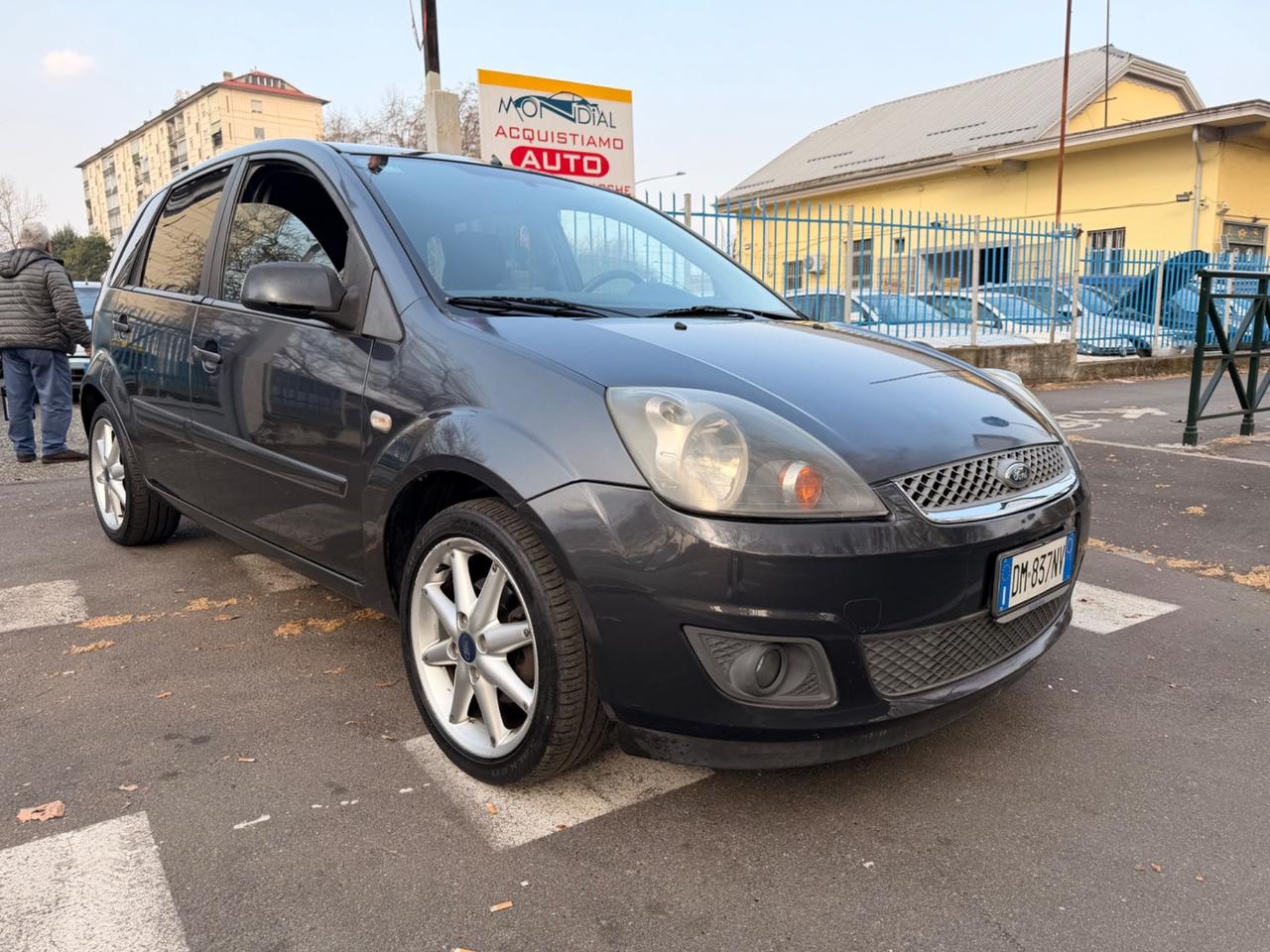 Ford Fiesta 1.2 Benz 5p. Ghia 2008