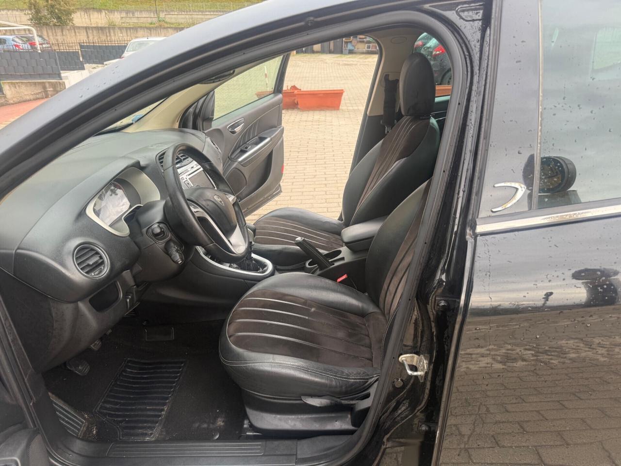 Lancia Delta 1.6 MJT DPF Platino