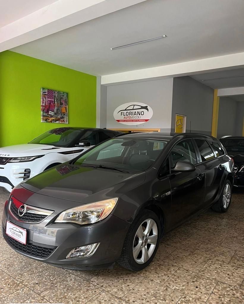 Opel Astra 1.4 Turbo 120 CV Sports Tourer GPL Tech Cosmo