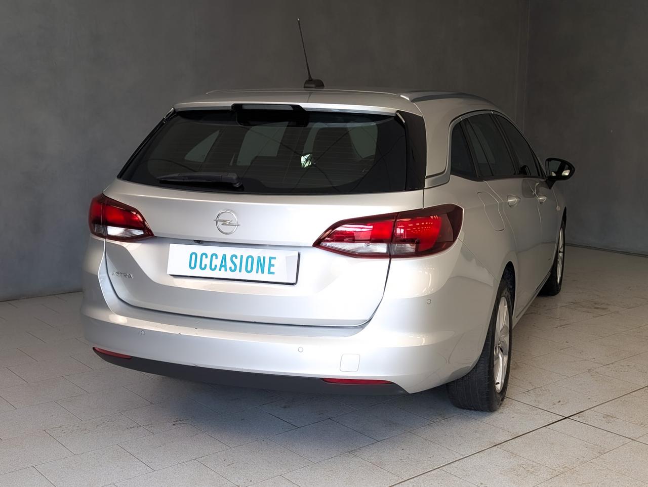 Opel 1.5 cdti 122cv AT9 Business Elegance