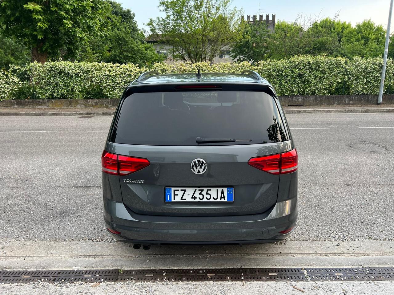 Volkswagen Touran 2.0 TDI 150 CV SCR DSG Business BlueMotion Technology