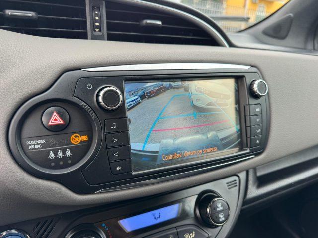 TOYOTA Yaris 1.5 Hybrid 5 porte Trend "Platinum Edition"