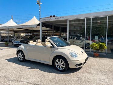 Volkswagen New Beetle 1.6 Cabrio