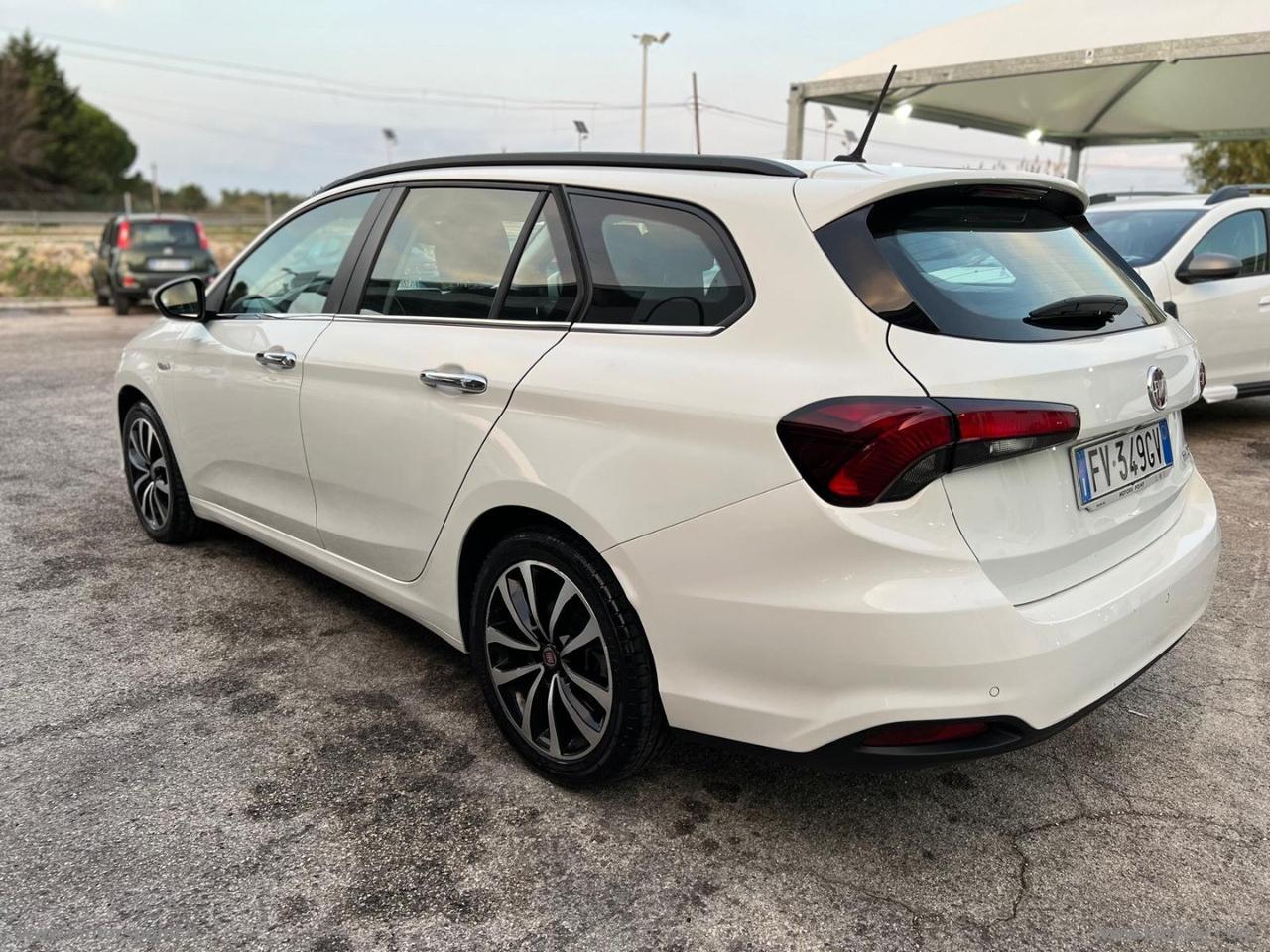 FIAT Tipo 1.6 Mjt S&S SW Lounge