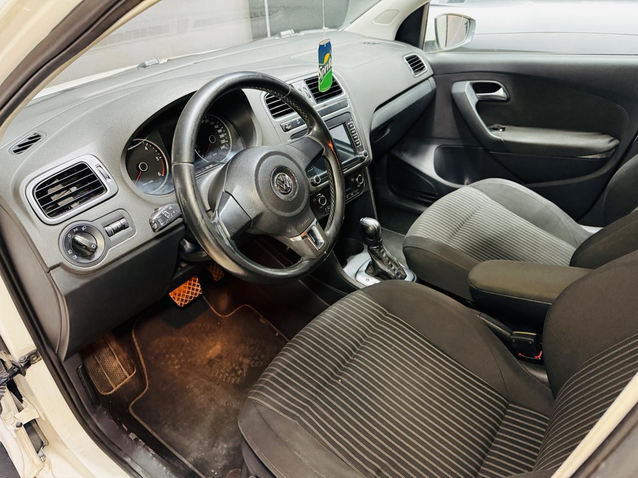Volkswagen Polo 1.6 TDI 90CV DPF DSG 5 porte Highline