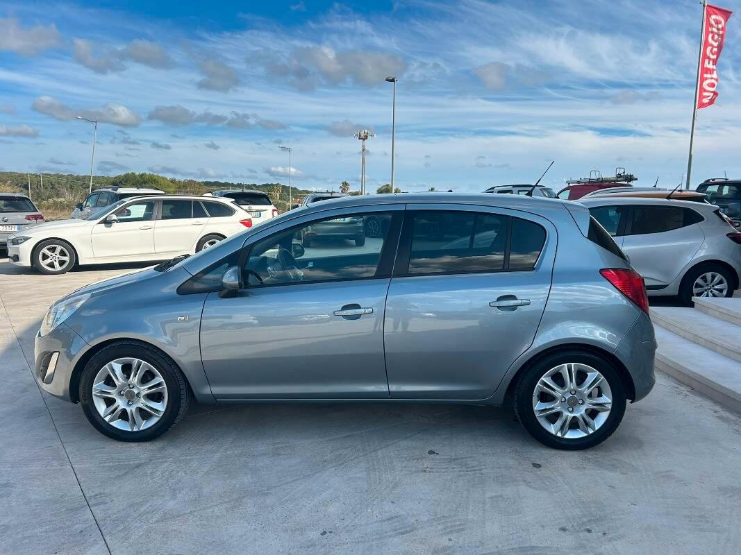 Opel Corsa 1.2 Club Gpl-tech 85cv 5p