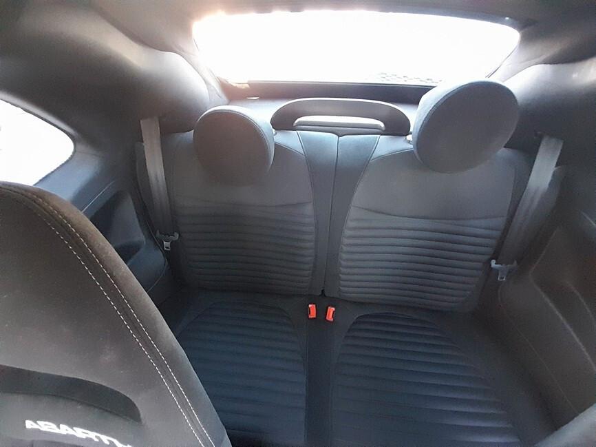 Abarth 595 C 1.4 Turbo T-Jet 180 CV Competizione