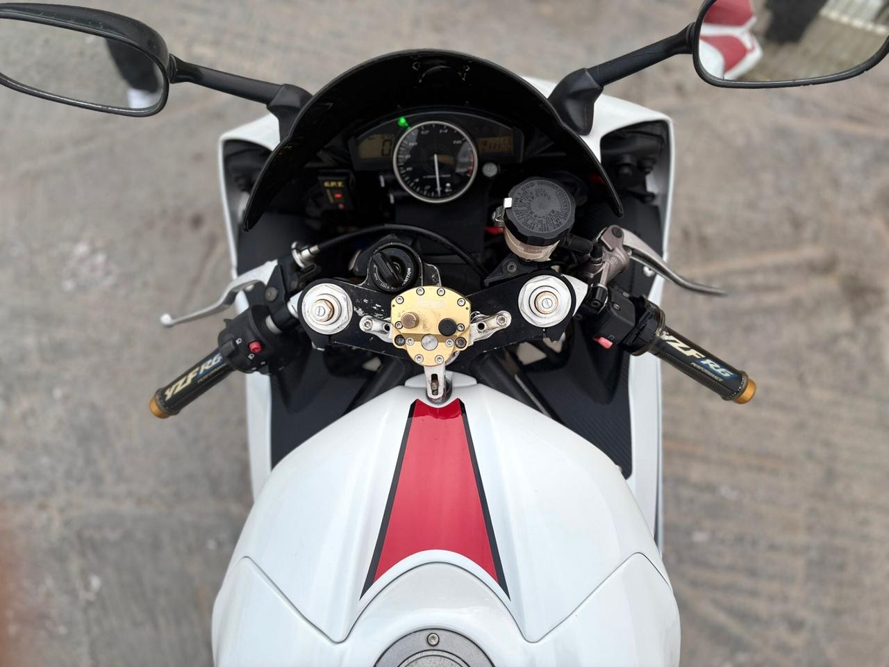 Yamaha YZF R6 RACING