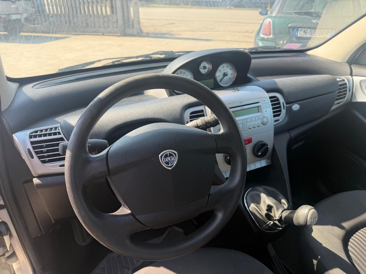 Lancia Ypsilon 1.3 MJT 75 CV Elle