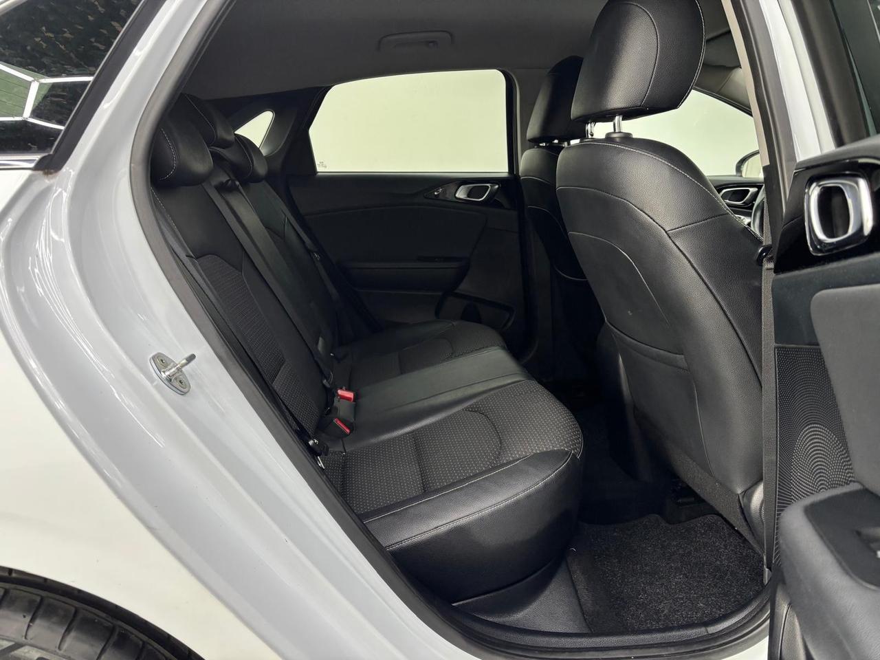 Kia Ceed 1.6 CRDi 136 CV 5p. Evolution
