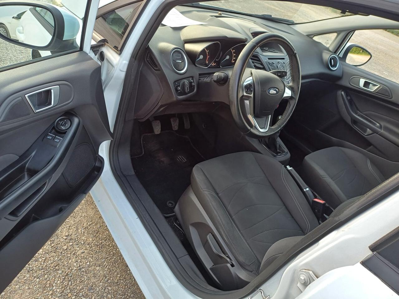 Ford Fiesta 1.4 5 porte Bz.- GPL Black & White Edition