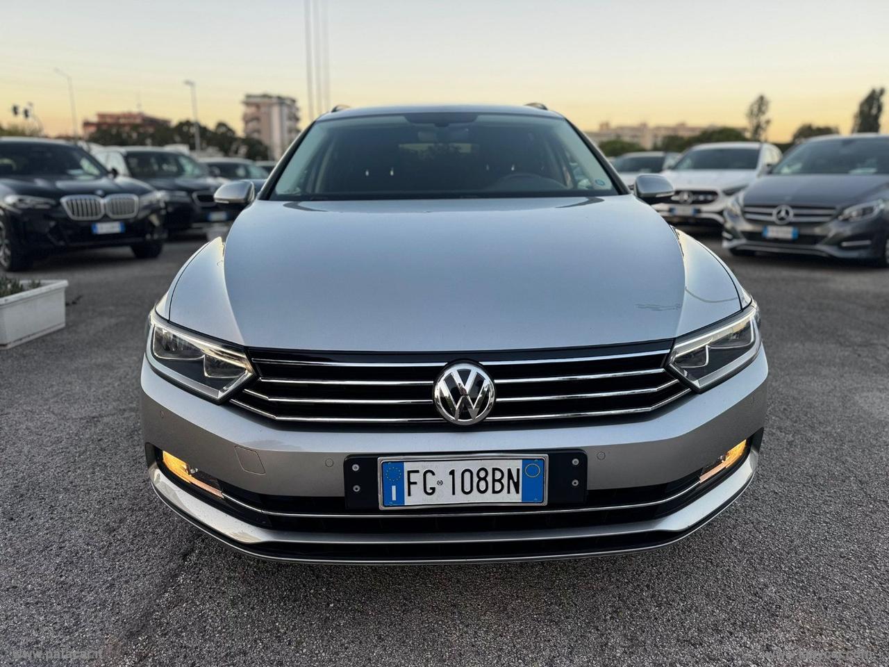 VOLKSWAGEN Passat Variant 2.0 TDI DSG Highline BMT