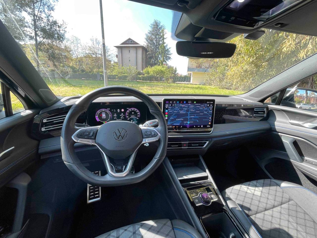 Volkswagen Tiguan 2.0 TDI 150 CV DSG R-Line Black Style Pack Automatica