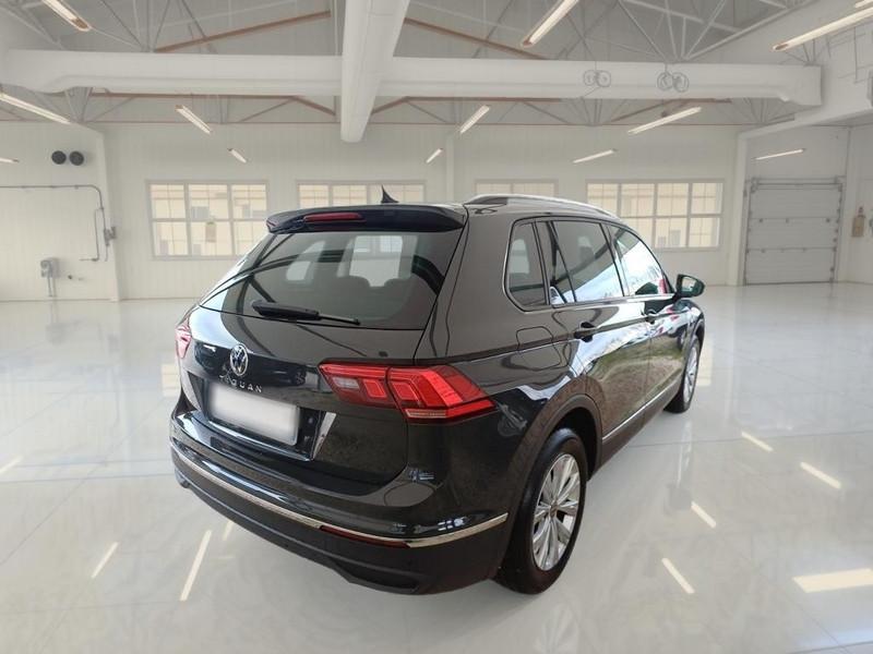 VOLKSWAGEN TIGUAN 2.0 TDI SCR 110KW LIFE DSG SUV