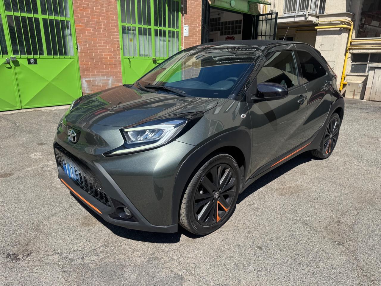 Toyota Aygo X 1.0 VVT-i 72 CV 5 porte Limited S-CVT Permuto