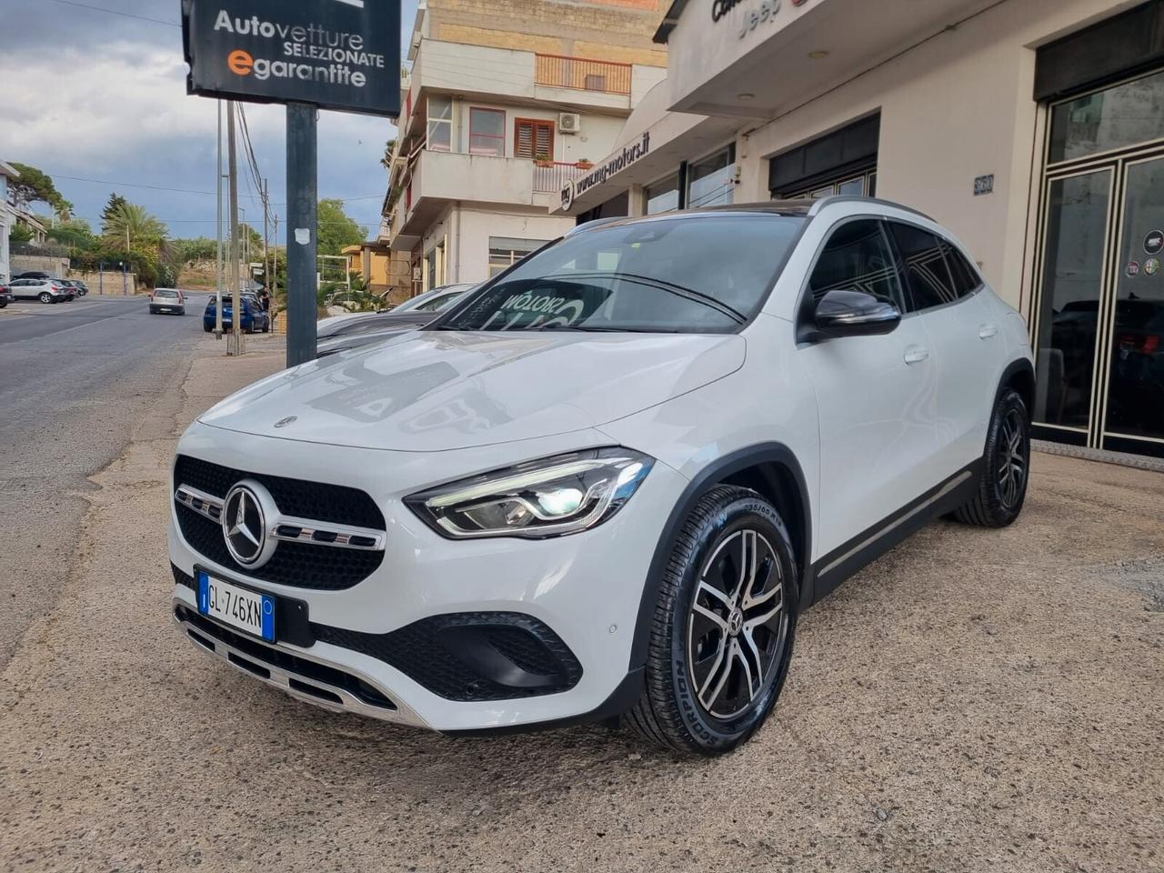 Mercedes-benz GLA 200 d Automatic Sport Plus TETTO APRIBILE
