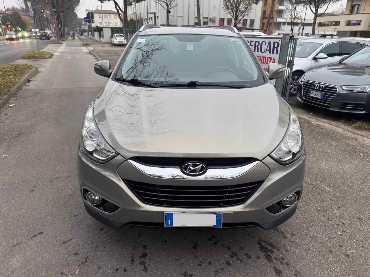 Hyundai iX35 1.7 CRDi 2WD neopaten garanzia 12 mesi