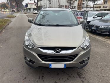 Hyundai iX35 1.7 CRDi 2WD neopaten garanzia 12 mesi
