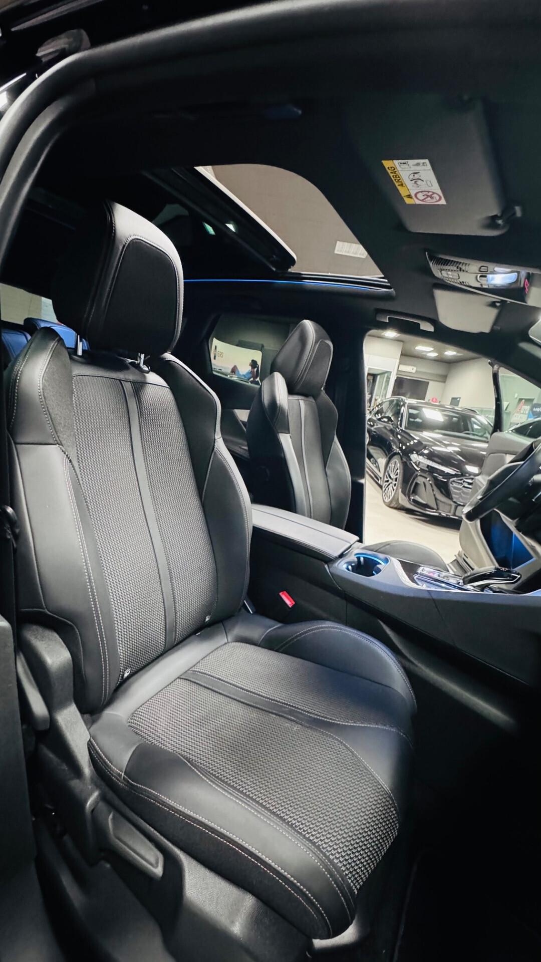 PEUGEOT 3008 MY2022 GTLINE TETTO APRIBILE 1.5 HDI130CV AT8