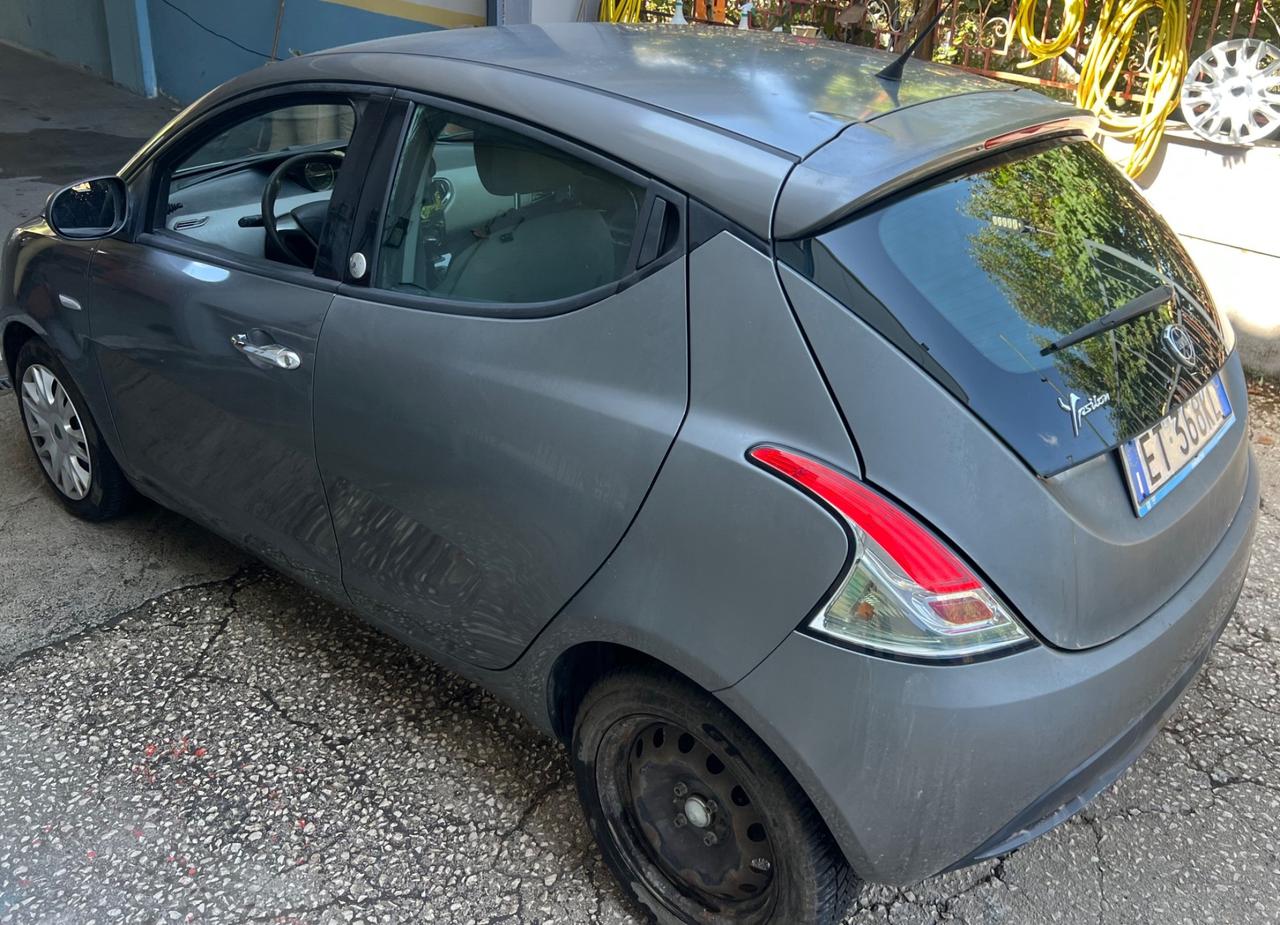 Lancia Ypsilon 1.2 5 porte GPL Ecochic Gold 2014