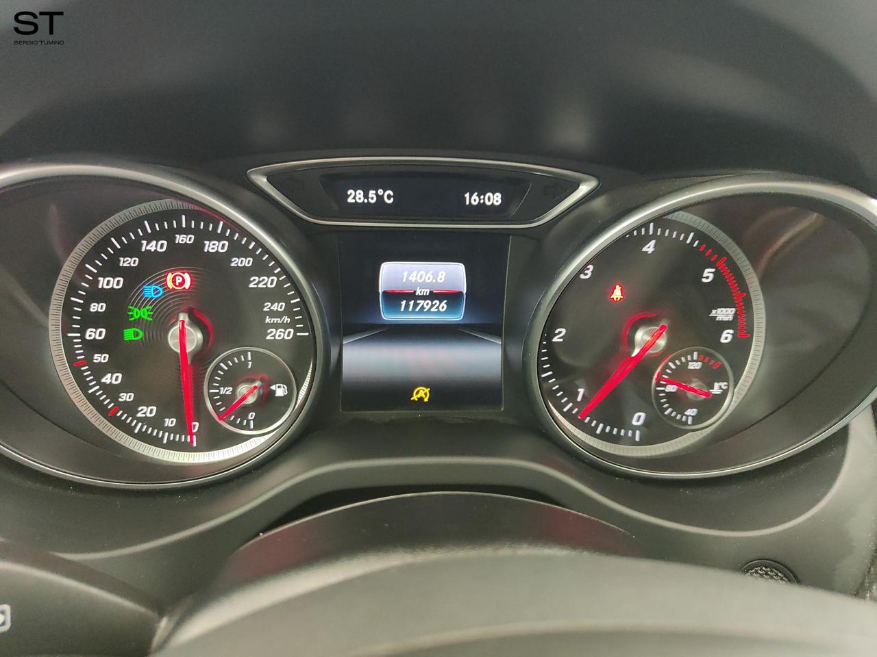 Mercedes-Benz GLA (X156) - GLA 180 d Executive