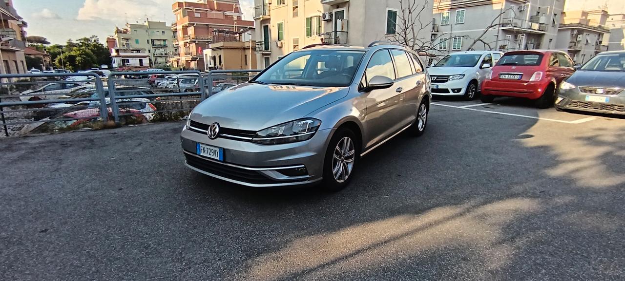 Volkswagen Golf Variant 2.0 TDI Highline BlueMotion Technology