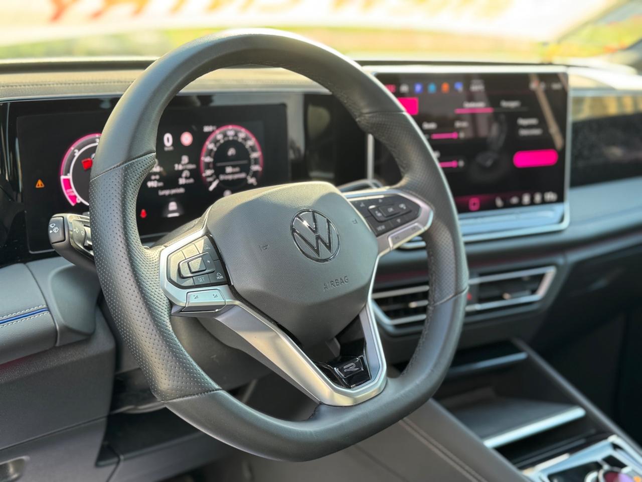 VOLKSWAGEN TIGUAN 2.0 TDI 150 CV R-LINE PLUS DSG FULL IVA