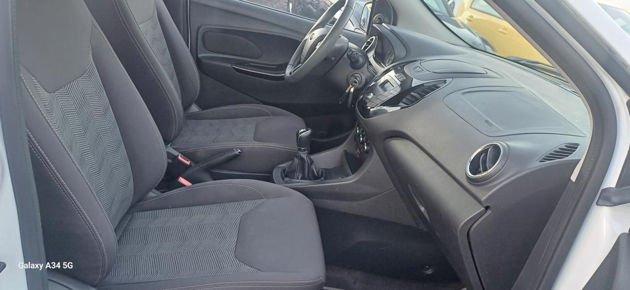 Ford Ka+ 1.2 5 porte