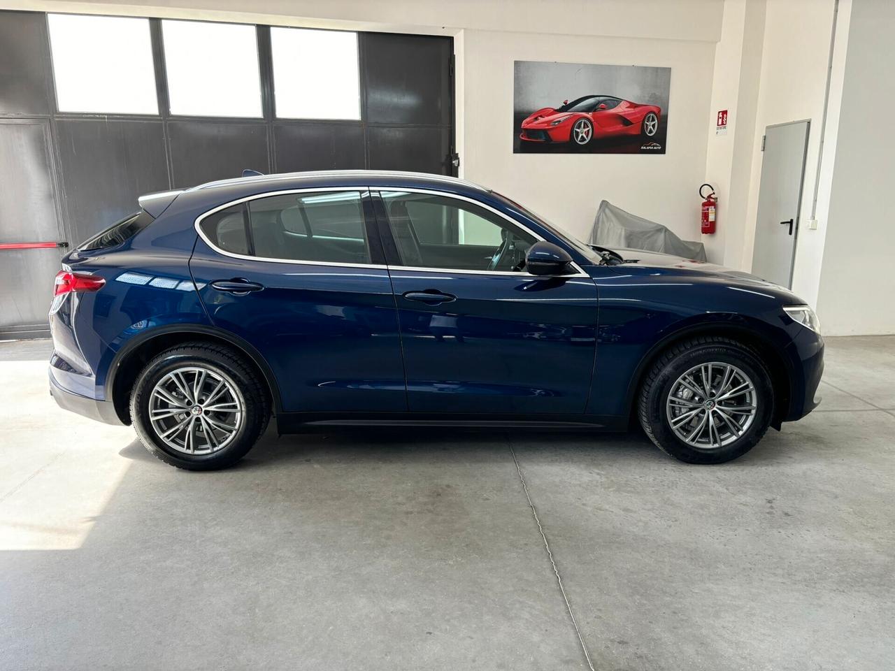 Alfa Romeo Stelvio 2.2 Turbodiesel 160 CV AT8 RWD Business