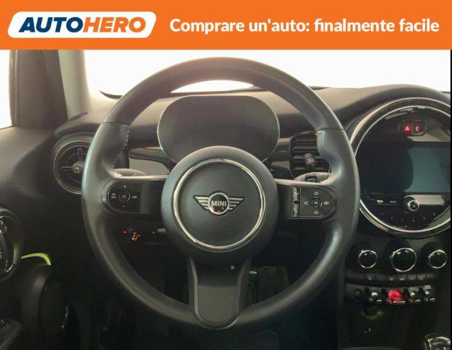 MINI Cooper 1.5 Cooper Essential 5 porte