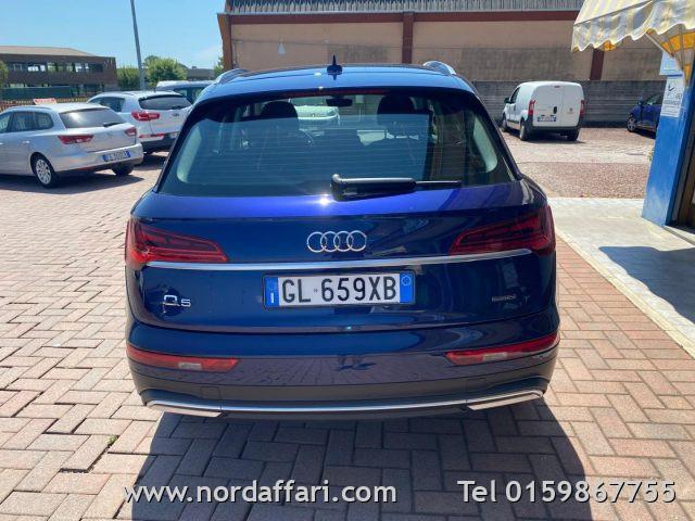 AUDI Q5 45 TFSI MHEV quattro S tronic Business