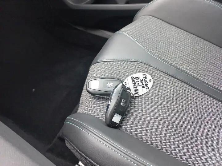 Peugeot 3008 PureTech Turbo 130 S&S Allure Pack