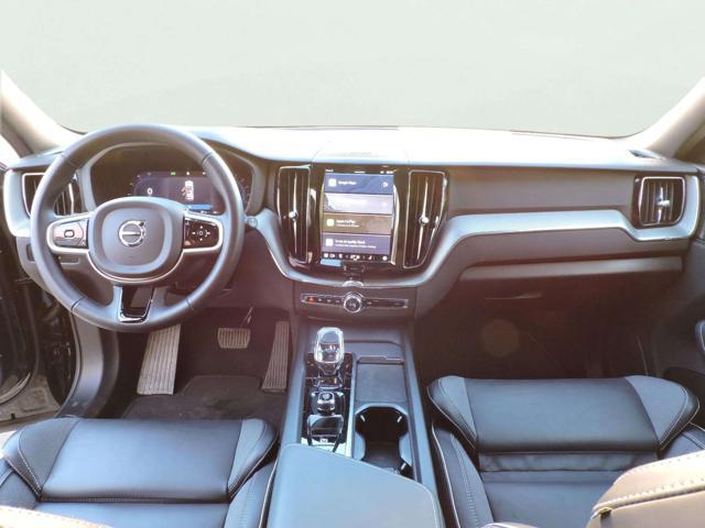 VOLVO XC60 B5 AWD automatico Plus Dark Aziendale