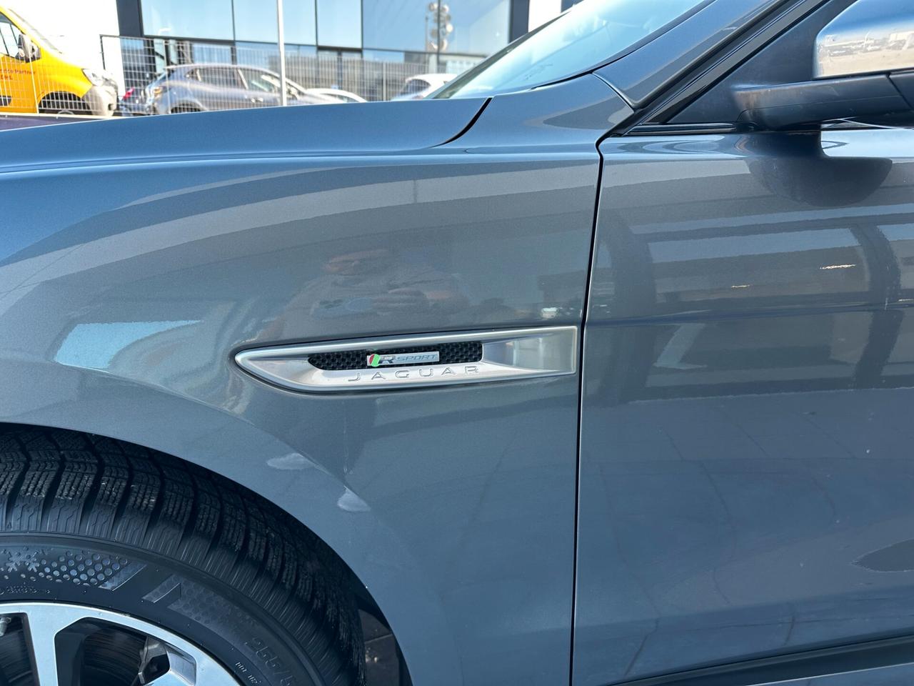 Jaguar F-Pace 2.0 D 180 CV AWD Portfolio